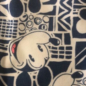 Woman’s Disney Lularoe leggings